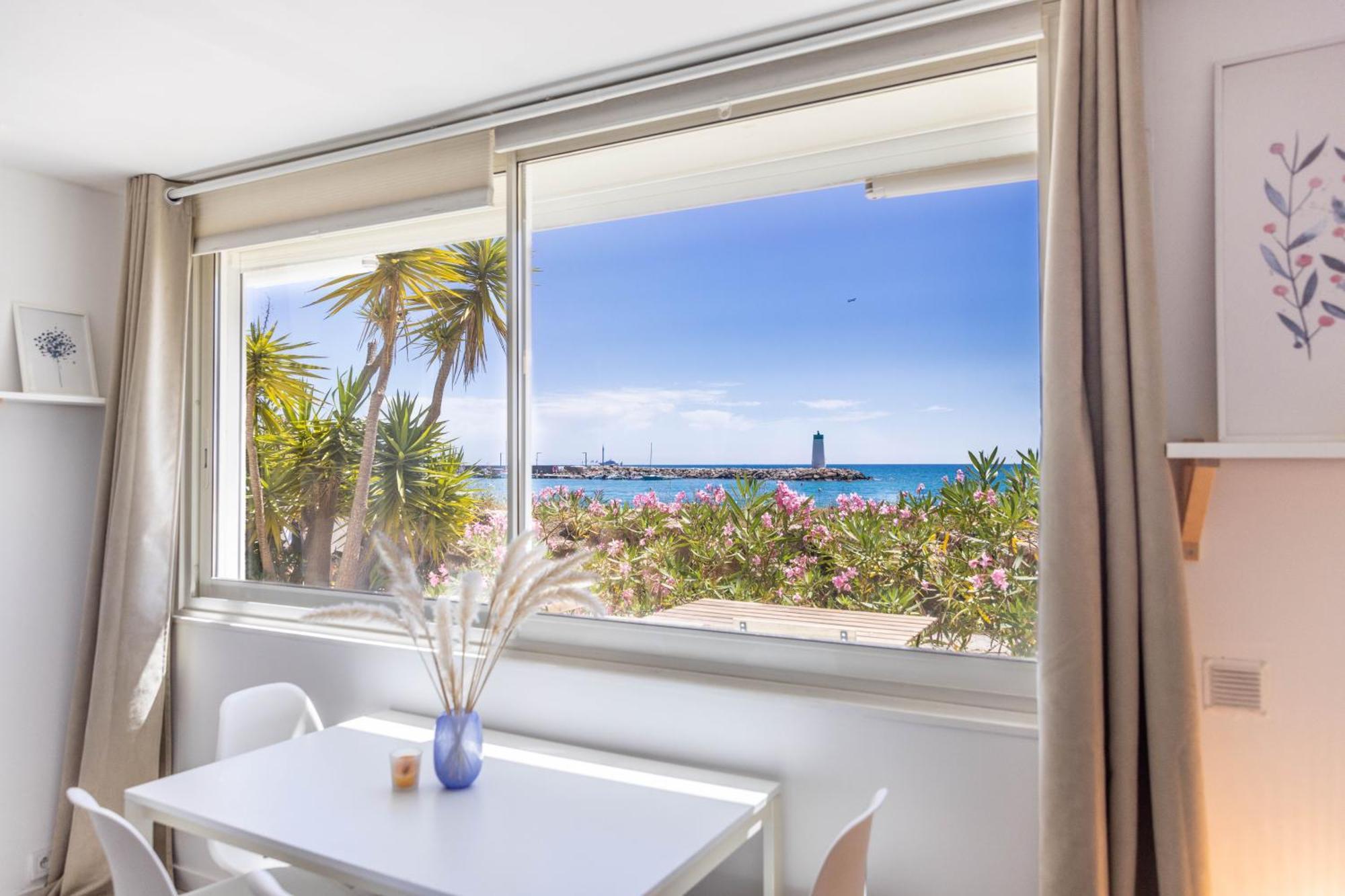 Beau 2P Bord De Mer, Marina Baie Des Anges Villeneuve-Loubet Exterior foto